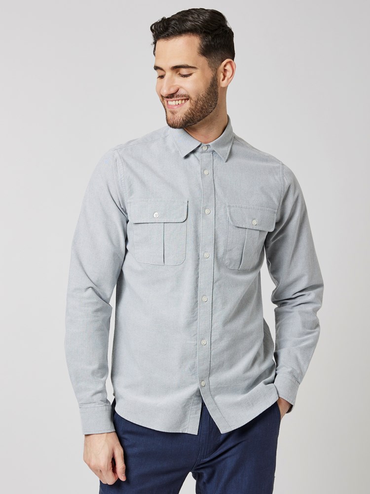 Hale skjorte 7502377_EEW-MRCAPUCHIN-S23-Modell-Front_chn=boys_9549_Hale skjorte EEW.jpg_
