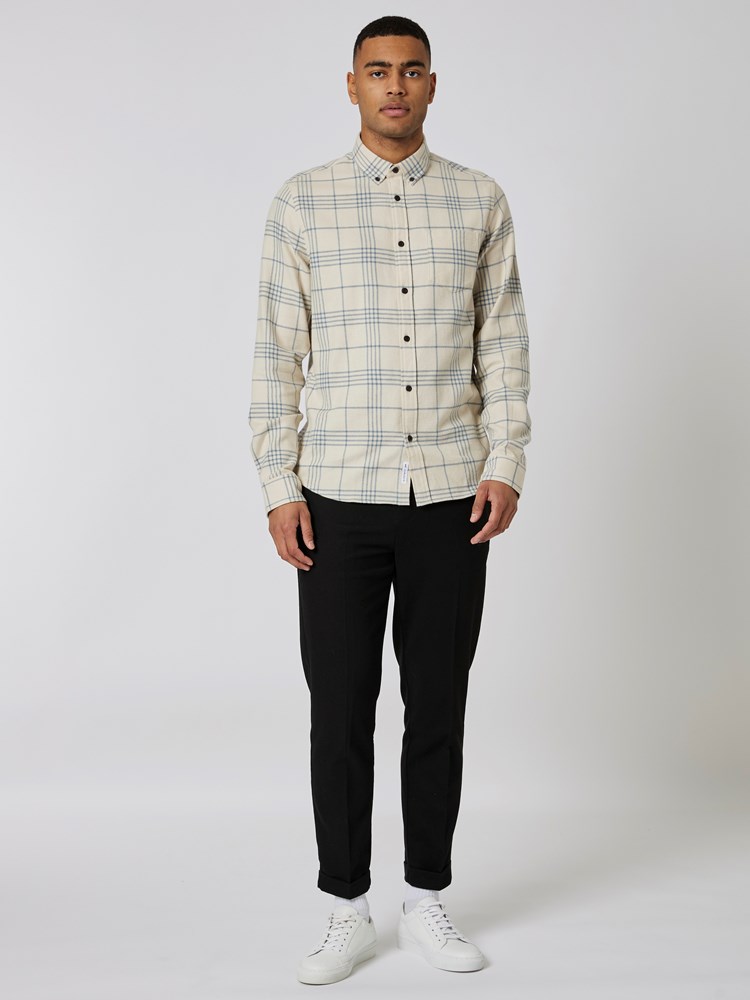Mano skjorte 7502442_OAJ-MRCAPUCHIN-S23-Modell-Front_chn=boys_1252_Mano skjorte OAJ.jpg_Front||Front
