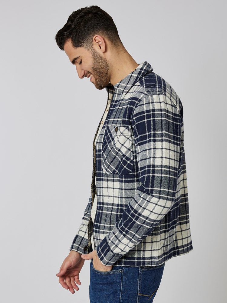 Trent Shirt 7502561_EM1-HENRYCHOICE-S23-Modell-Front_chn=boys_2012_Trent Shirt EM1 7502561.jpg_Front||Front