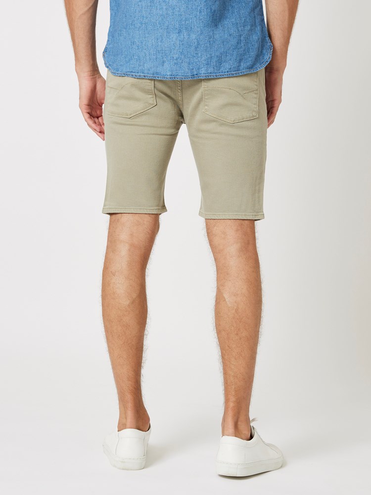 Slim color shorts 7502980_AFP-HENRYCHOICE-H23-Modell-Front_chn=boys_9545_Slim color shorts AFP.jpg_Front||Front