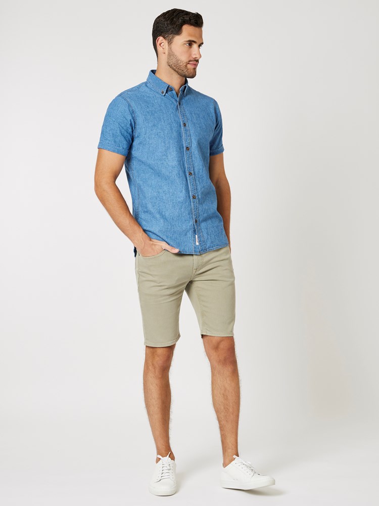 Louie shirt 7503005_EOD-HENRYCHOICE-H23-Modell-Front_chn=boys_3015_Louie shirt EOD.jpg_Front||Front