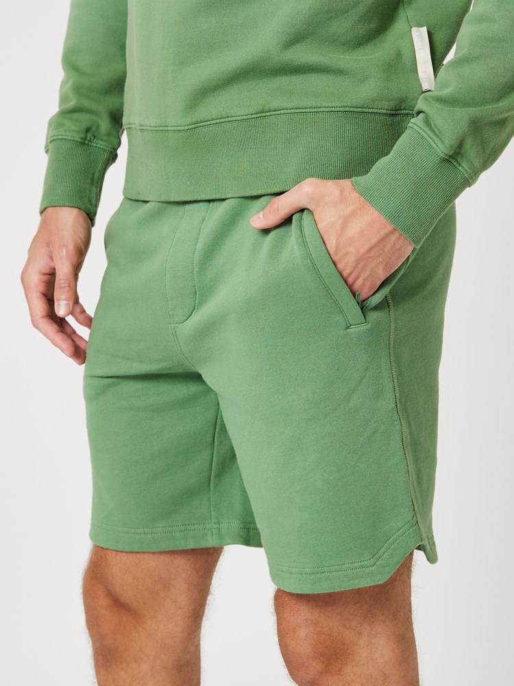 California shorts 7503034_GOM-WOSNOTWOS-H23-Modell-Front_chn=boys_7065_California shorts GOM.jpg_Front||Front