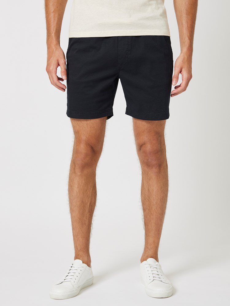 Huk shorts 7503124_CAE-WOSNOTWOS-H23-Modell-Front_chn=boys_7337_Huk shorts CAE.jpg_Front||Front