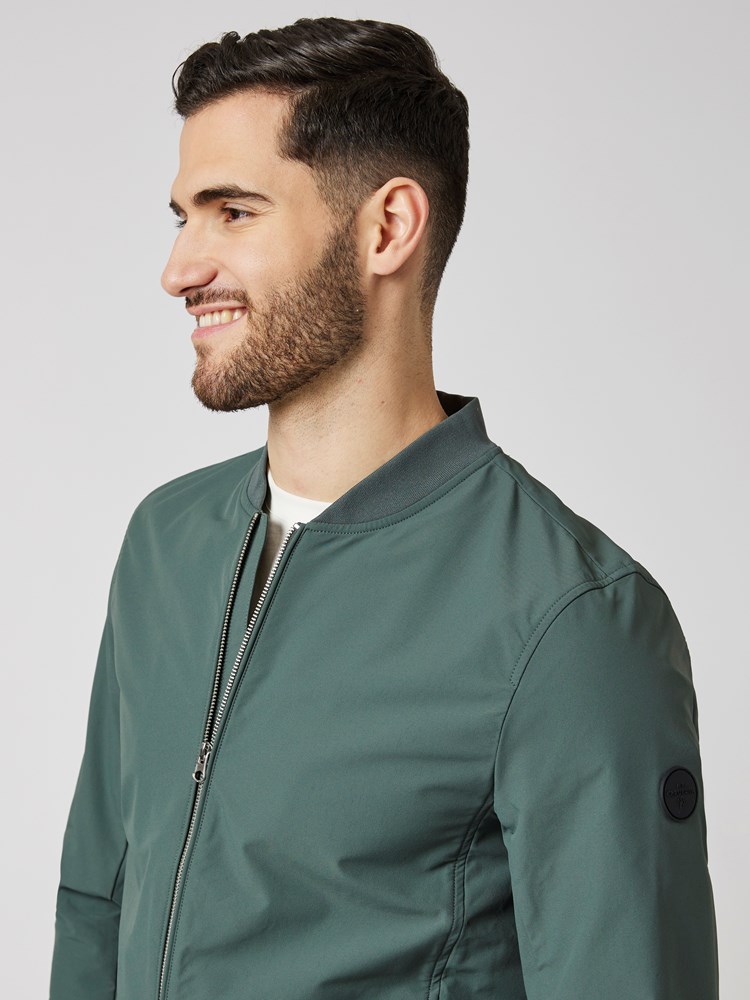 Julian jakke 7503378_GPN-MRCAPUCHIN-S23-Modell-Front_chn=boys_8895_Julian jakke GPN.jpg_