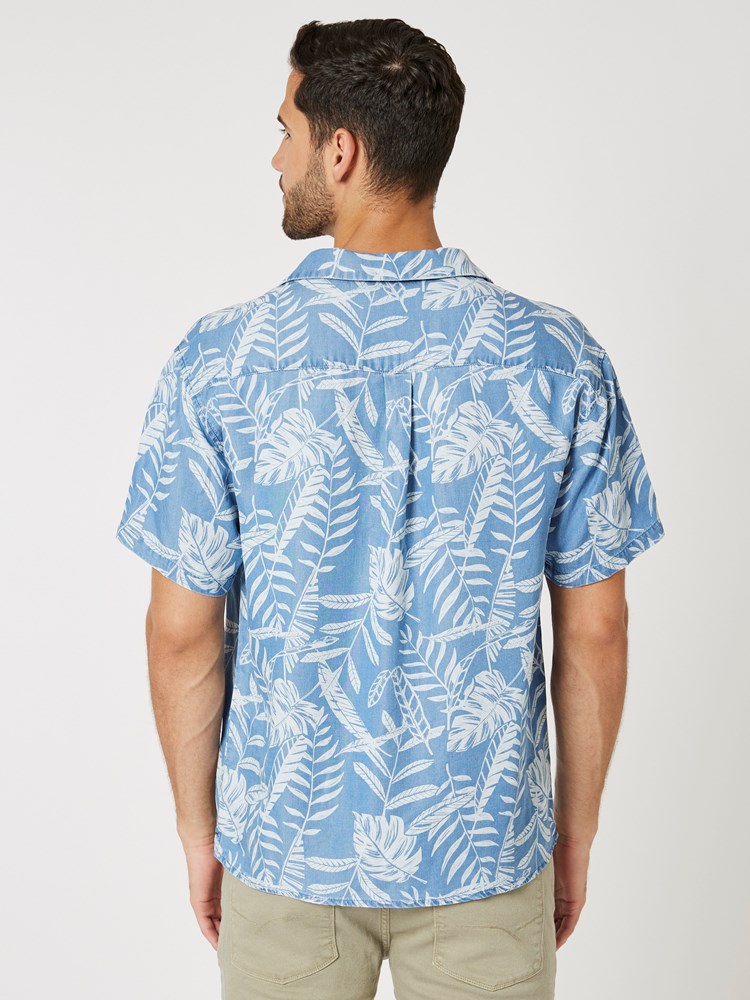 Beach printed shirt 7503459_E8S-HENRYCHOICE-H23-Modell-Front_chn=boys_1853_Beach printed shirt E8S.jpg_Front||Front