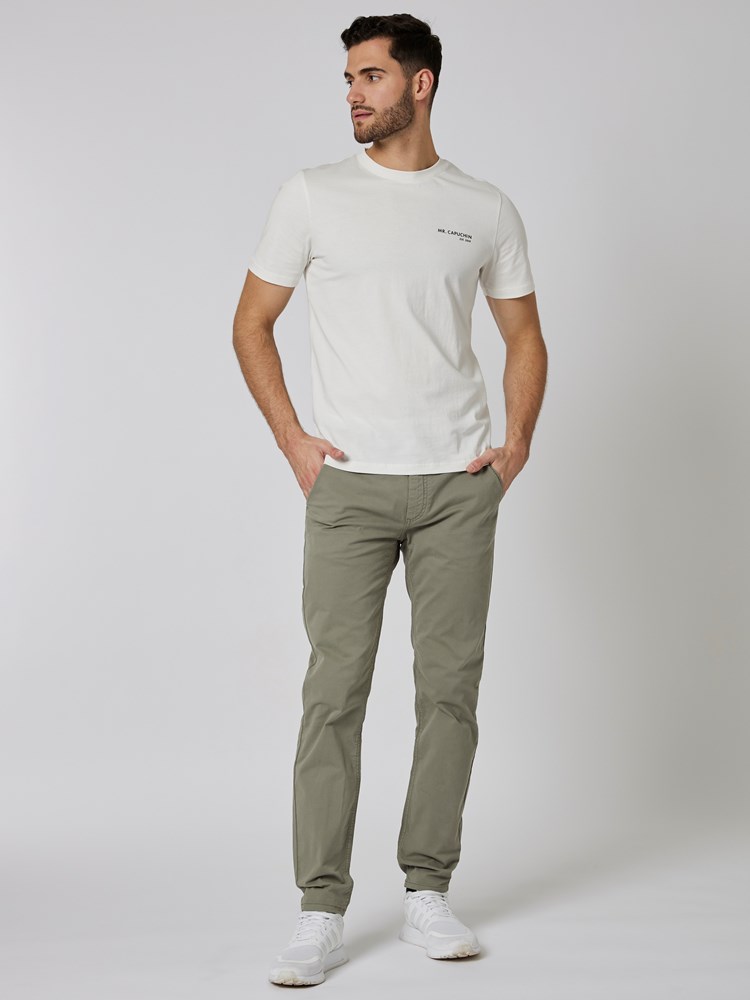 Slim chino str. twill 7503740_I5Z-MRCAPUCHIN-S23-Modell-Front_chn=boys_3357_Slim chino str. twill I5Z.jpg_Front||Front