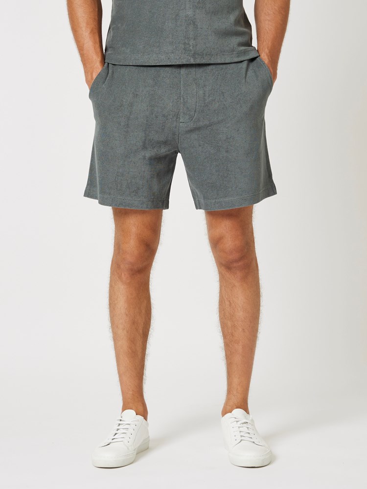 Nalu shorts 7503991_GPN-MRCAPUCHIN-H23-Modell-Front_chn=boys_8095_Nalu shorts GPN.jpg_Front||Front