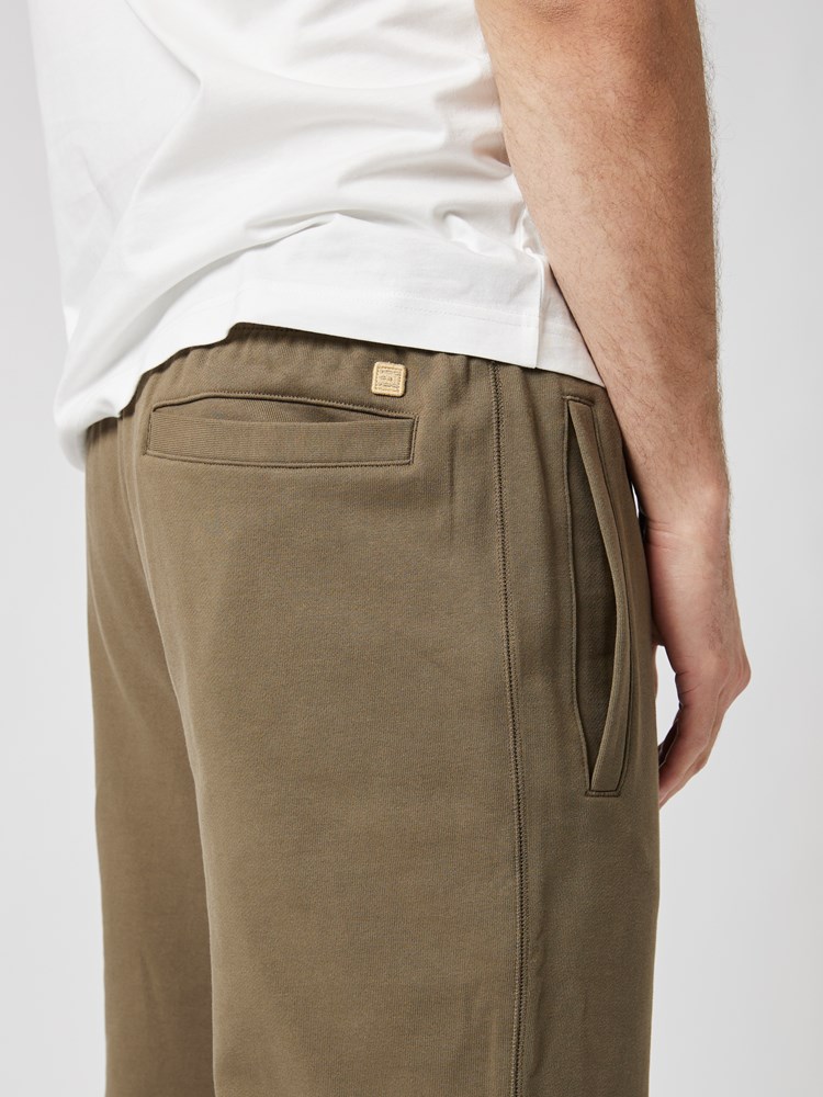 Gigant joggebukse 7504013_GUA-WOSNOTWOS-A23-details_chn=boys_4815_Gigant joggebukse GUA_7504013 GUA.jpg_