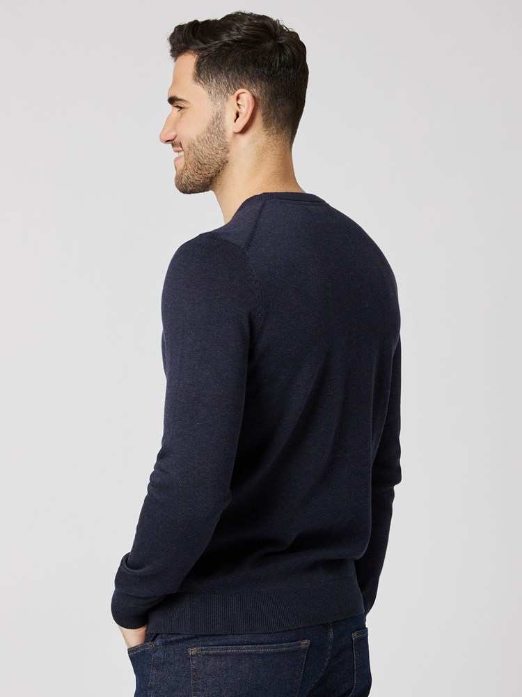 Dammers genser 7504260_R15-MRCAPUCHIN-A23-Modell-Back_chn=boys_9496_Dammers genser R15.jpg_