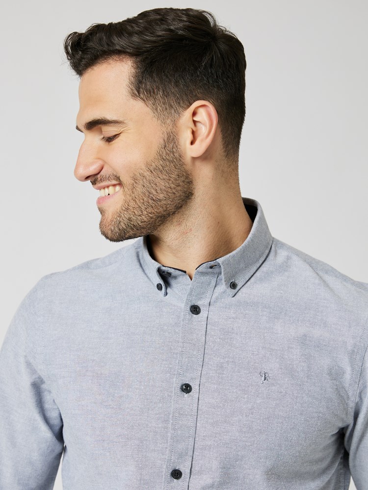 Brushed oxford skjorte 7504547_R48-MRCAPUCHIN-A23-details_chn=boys_4276_Brushed oxford skjorte R48.jpg_