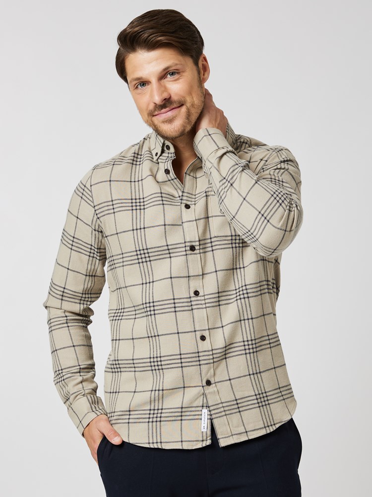 Mano skjorte 7504572_AM3-MRCAPUCHIN-A23-Modell-Front_chn=boys_3320_Mano skjorte AM3_7504572 AM3.jpg_Front||Front