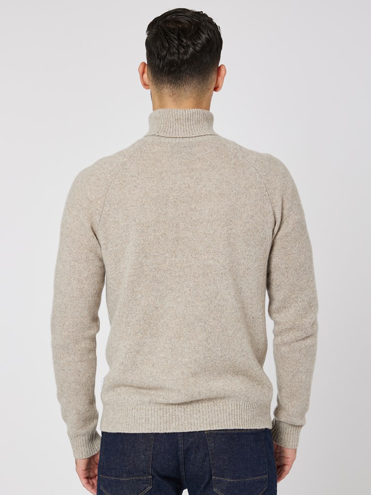 Sigurd polo strikkegenser 7505260_R35-MRCAPUCHIN-W23-Modell-Back_chn=boys_8712_7505260 R35_Sigurd polo strikkegenser R35.jpg_Back||Back