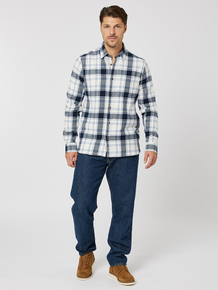 Finnley shirt 7505316_EM1-HENRYCHOICE-W23-Modell-Front_chn=boys_7328_Finnley shirt EM1.jpg_Front||Front