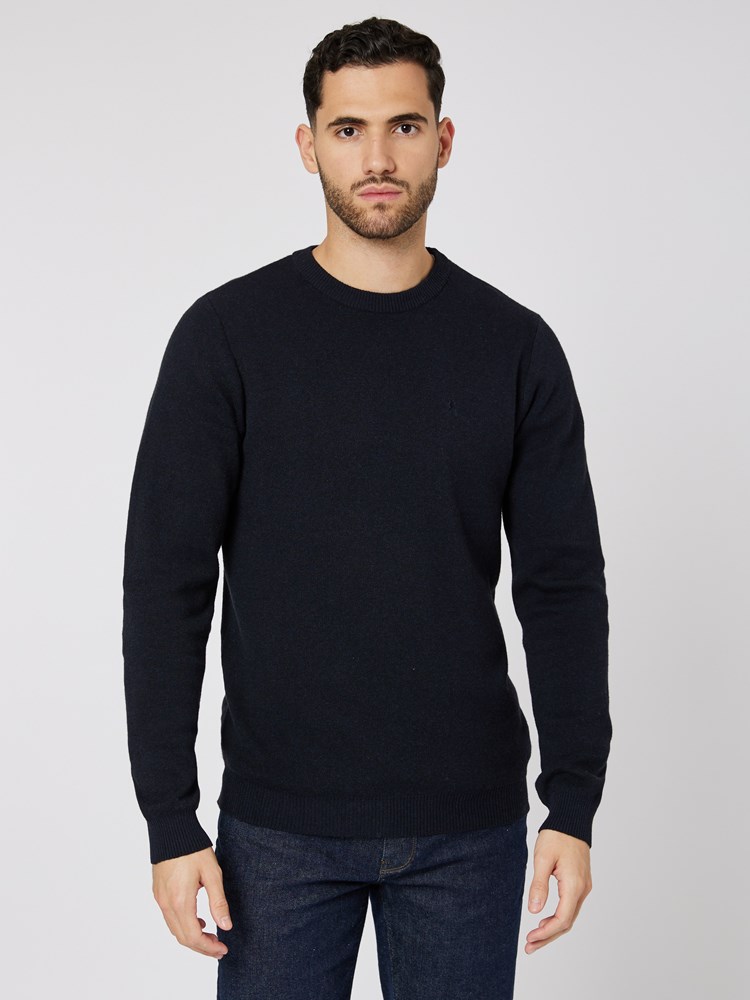 Baldur strikkegenser 7505446_R15-MRCAPUCHIN-W23-Modell-Front_chn=boys_1472_Baldur strikkegenser R15.jpg_Front||Front
