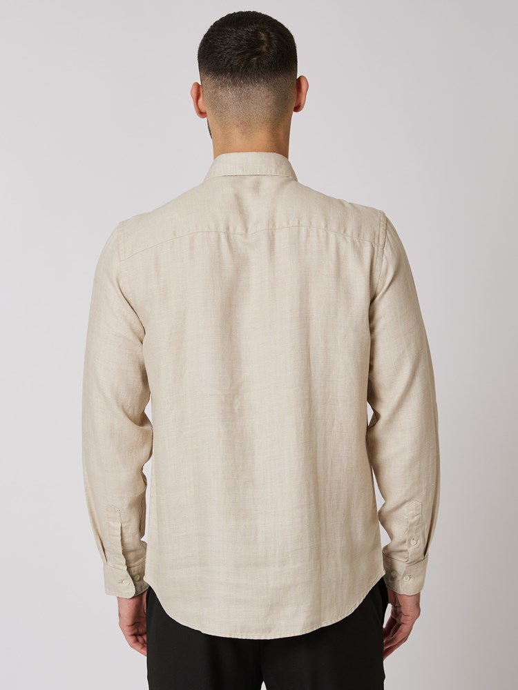 Russel skjorte 7506152_A8G-MRCAPUCHIN-S24-Modell-Back_chn=boys_35_Russel skjorte A8G.jpg_Back||Back