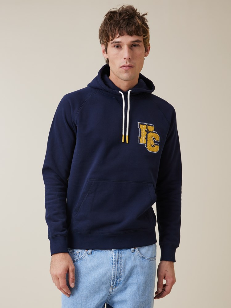Patch Hoodie 7506414_EM1-HENRYCHOICE-S24-Modell-Front_chn=boys_6422_Patch Hoodie EM1.jpg_Front||Front