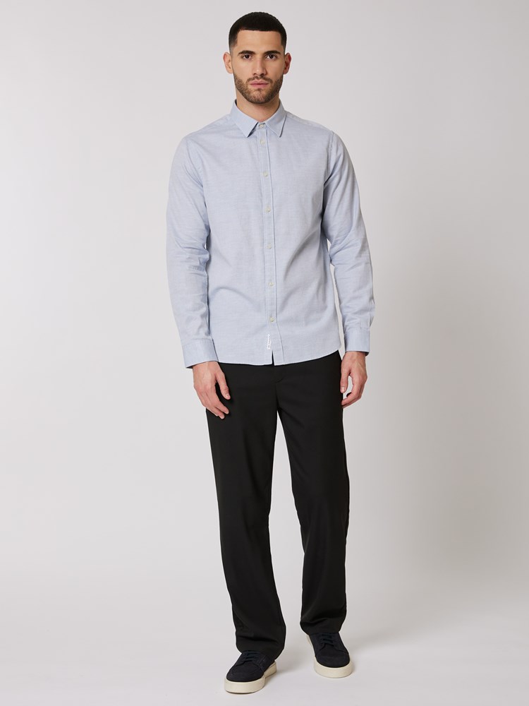 Jesse skjorte 7506499_R66-MRCAPUCHIN-S24-Modell-Front_chn=boys_4835_Jesse skjorte R66.jpg_Front