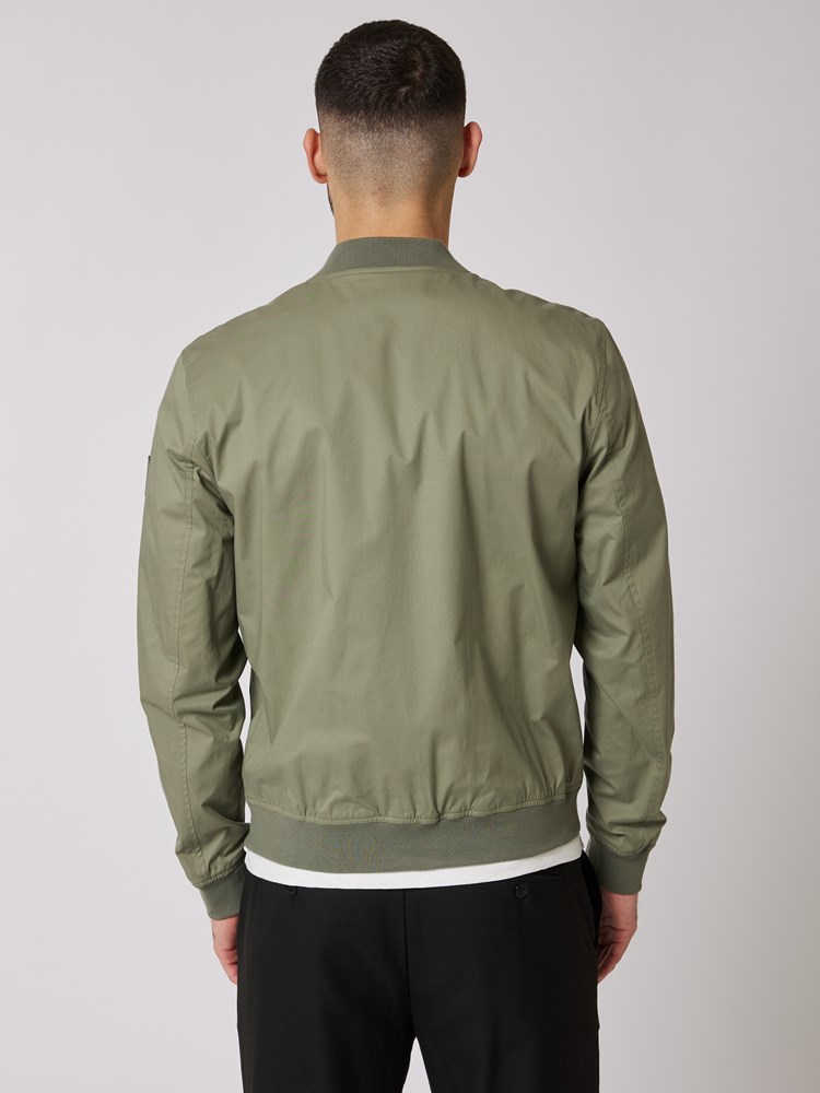 Joseph jakke 7506532_I6V-MRCAPUCHIN-S24-Modell-Back_chn=boys_7999_Joseph jakke I6V 7506532.jpg_Back||Back