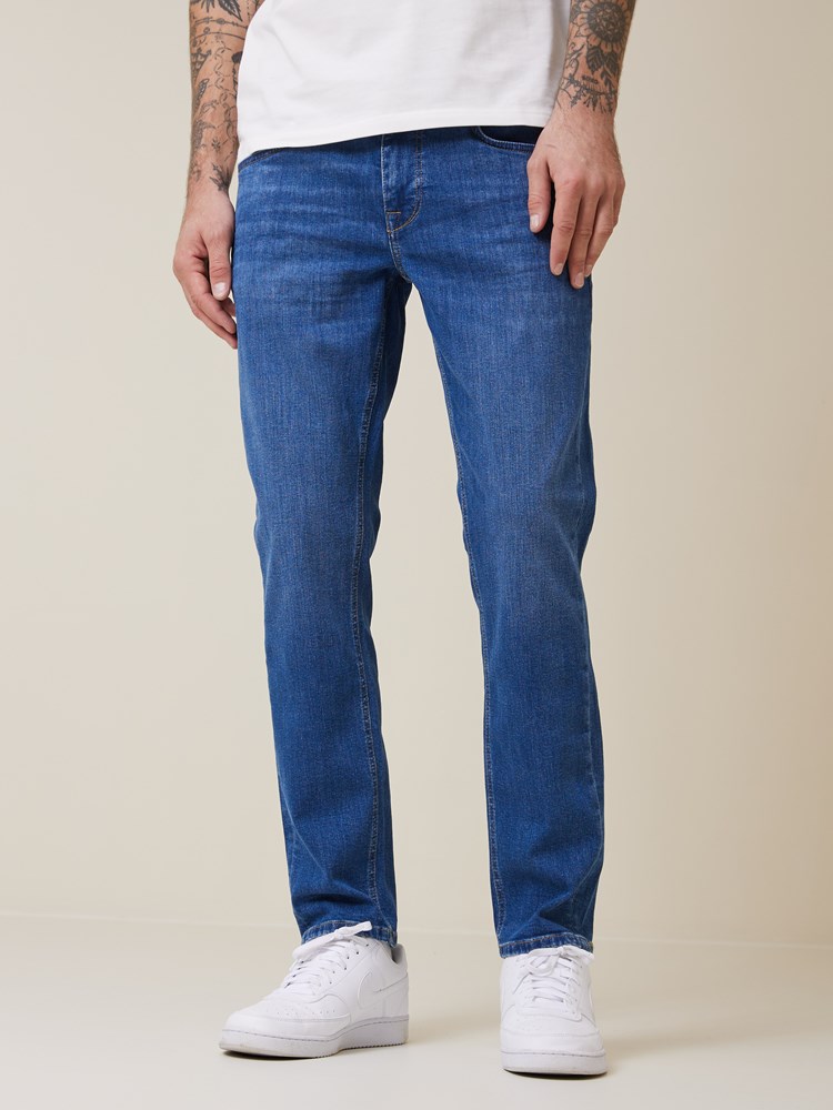 Slim Will mid blue 7506623_D06-HENRYCHOICE-S24-Modell-Front_chn=boys_5737_Slim Will mid blue D06.jpg_Front||Front