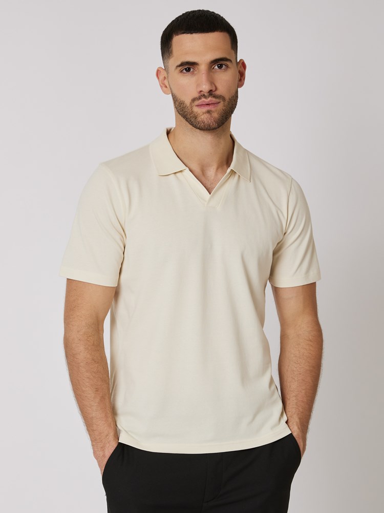 Lawrence polo t-skjorte 7506628_O0O-MRCAPUCHIN-S24-Modell-Front_chn=boys_5132_Lawrence polo t-skjorte O0O.jpg_Front||Front