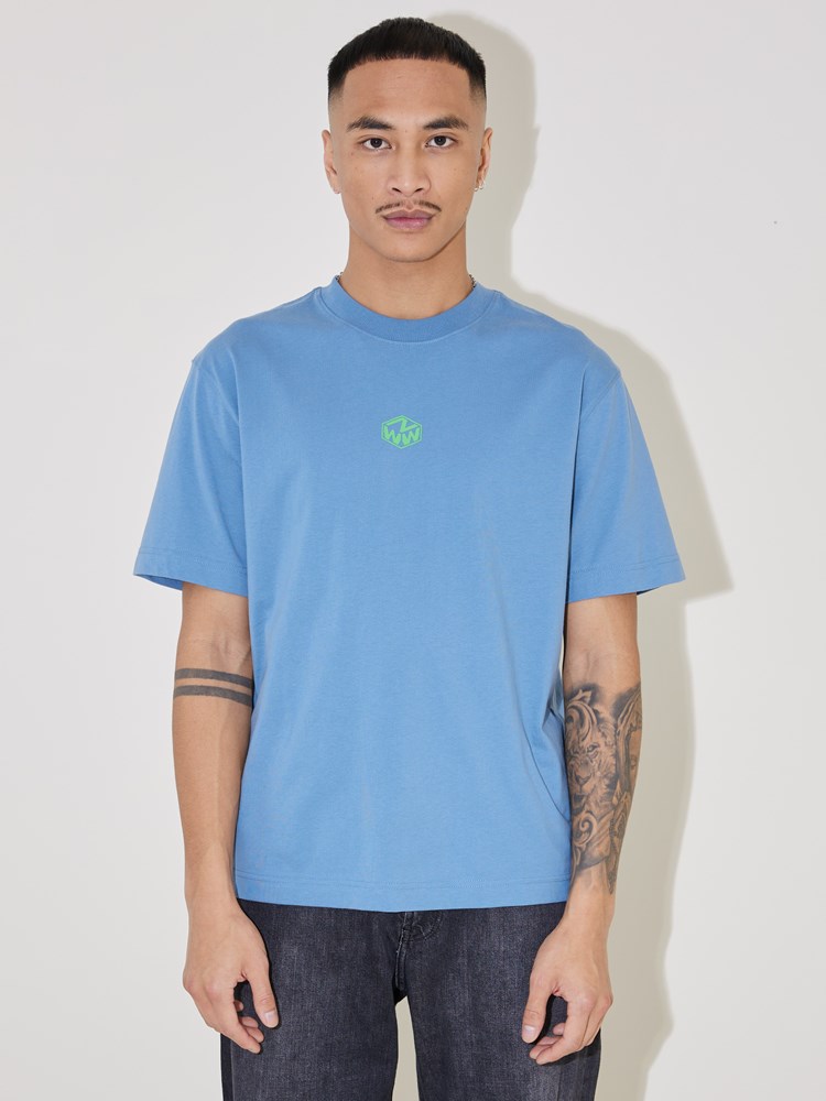 WNW t-skjorte 7506685_EEX-WOSNOTWOS-S24-Modell-Front_chn=boys_1392_WNW t-skjorte EEX.jpg_Front||Front