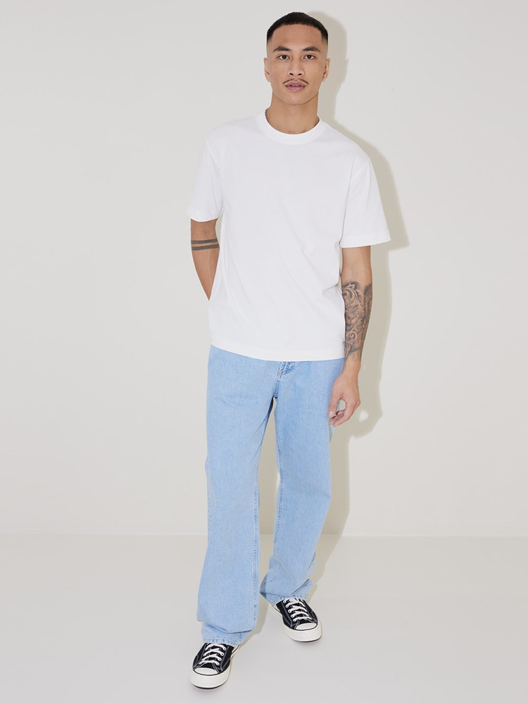 Discover t-skjorte 7506688_O78-WOSNOTWOS-S24-Modell-Front_chn=boys_3154_Discover t-skjorte O78.jpg_Front||Front