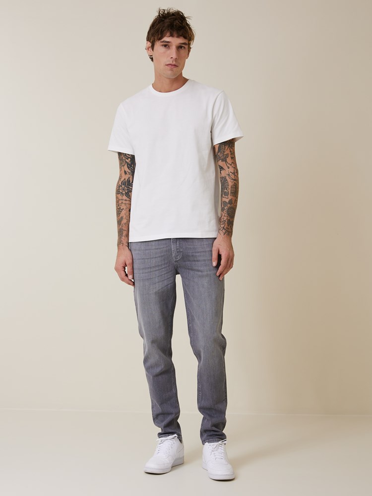 Regular Rod grey 7506991_D06-HENRYCHOICE-S24-Modell-Front_chn=boys_5542_7506991 D06_Regular Rod grey D06.jpg_Front||Front
