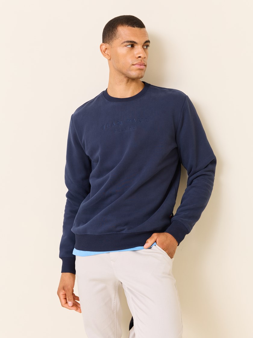 7510045 EM6 7510045_EM6-JEANPAUL-S25-Modell-Front_9182_Royan collegegenser EM6.jpg_Front