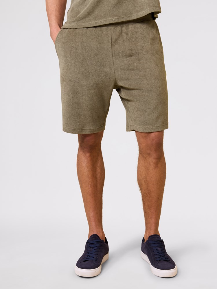 Quentin terry shorts 7511100_AFP-JEANPAUL-S25-Modell-Front (3).jpg_
