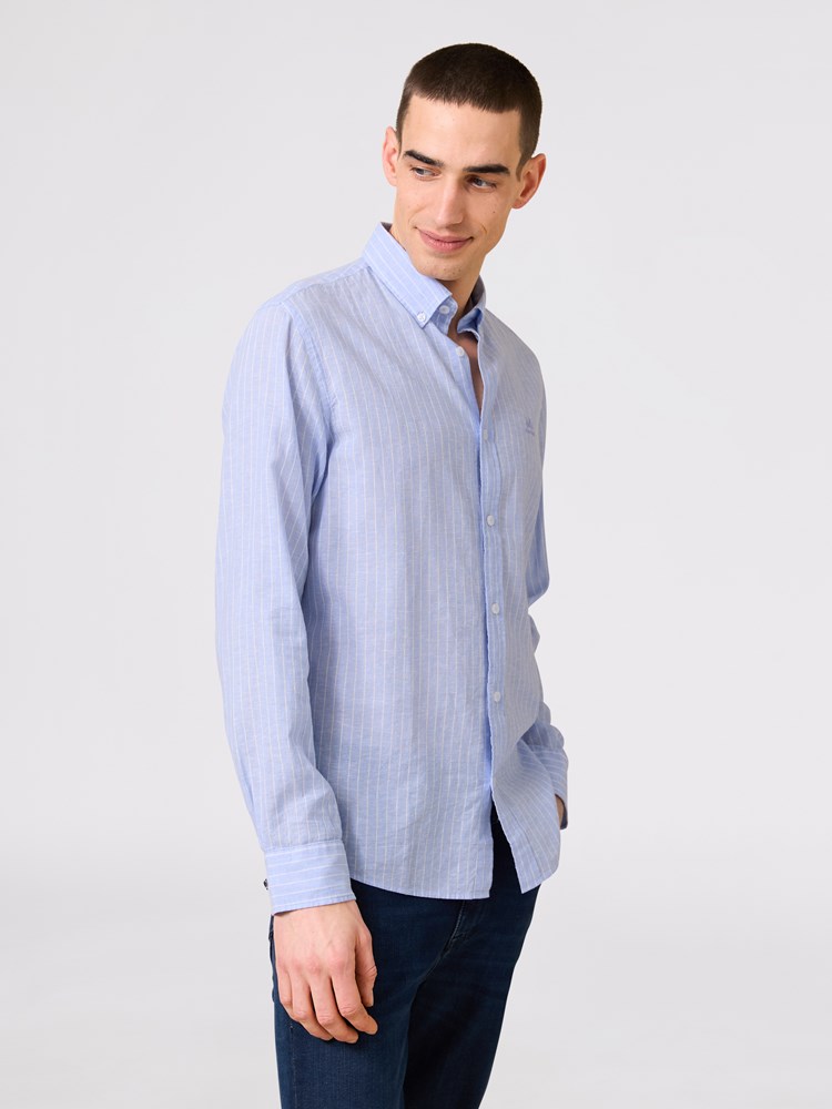 Damien skjorte 7511291_E9O-JEANPAUL-H25-Modell-Front_4960_Damien skjorte E9O_Damien skjorte E9O 7511291.jpg_