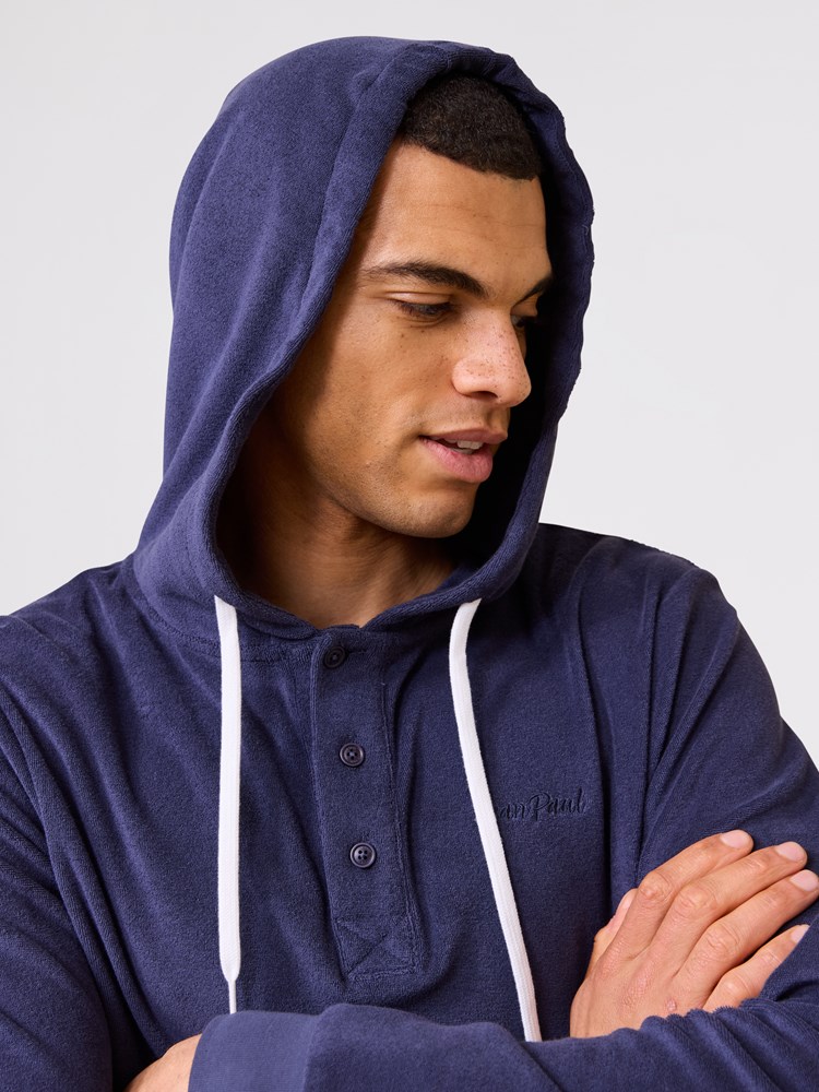 Quentin terry hettegenser 7511434_EGS-JEANPAUL-H25-Modell-Front_7786_Quentin terry hettegenser EGS 7511434.jpg_