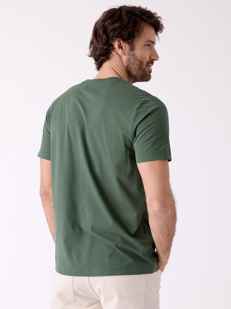 Peak t-shirt 7513838 GQB Pineneedle 25_Peak t-shirt GQB.jpg_
