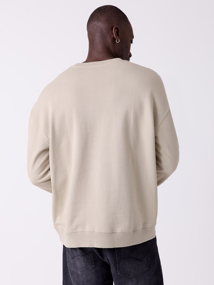 7513842 I3Y 7513842 I3Y Abbey Stone 27_Parker Sweatshirt I3Y_Parker Sweatshirt I3Y 7513842.jpg_