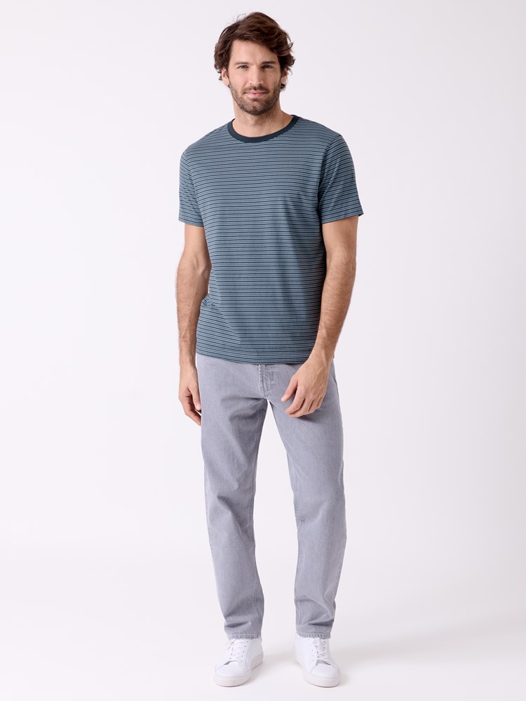 Stripe t-shirt 7514539 5_Stripe t-shirt EHI_Stripe t-shirt EHI 7514539.jpg_