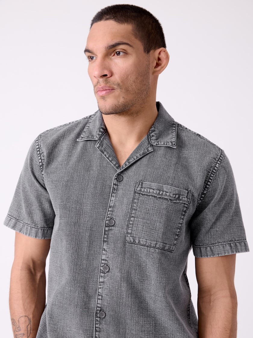 7514637 I7Z 7514637_I7Z-WOSNOTWOS-H26-Modell-Front_chn=decades_5558_Grov skjorte I7Z.jpg_Front||Front