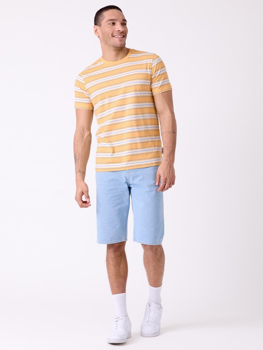 7514845 A9M 7514845_A9M-HENRYCHOICE-H26-Modell-Front_chn=decades_5773_Streak t-shirt A9M.jpg_Front||Front