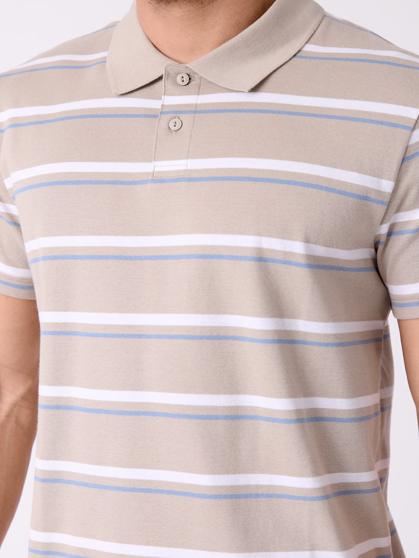 7514953 I3Y 7514953_I3Y-HENRYCHOICE-H26-Modell-Front_chn=decades_8735_Sun poloshirt I3Y.jpg_Front||Front