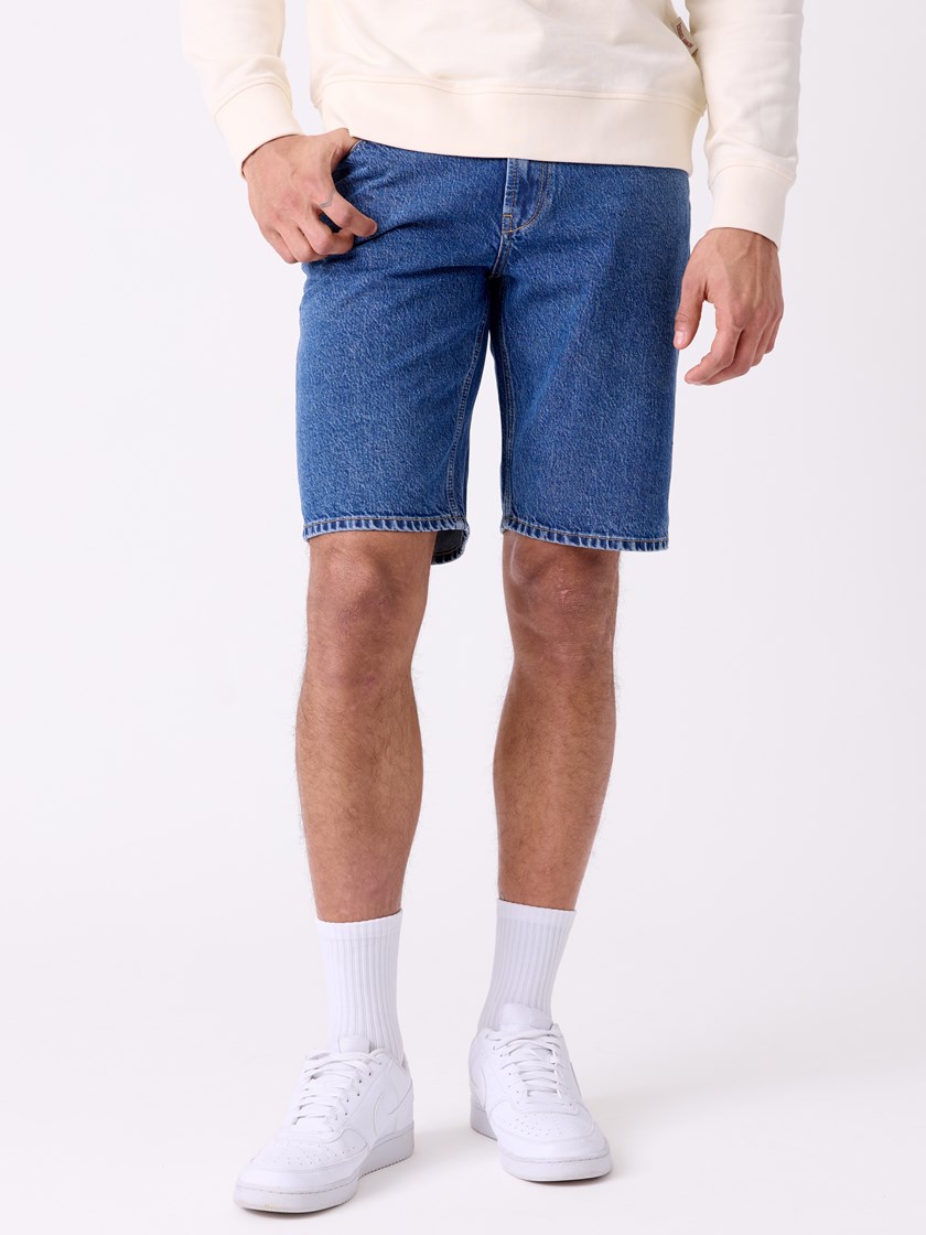 7514967 DAC 7514967_DAC-HENRYCHOICE-H26-Modell-Front_chn=decades_6350_Loose deep softbermuda DAC.jpg_Front||Front