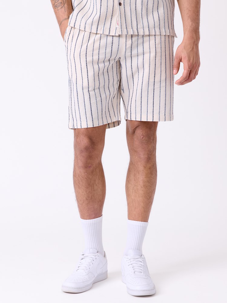 Relax Shorts 7514979_O63-HENRYCHOICE-H26-Modell-Front_chn=decades_2019_Relax Shorts O63.jpg_Front||Front