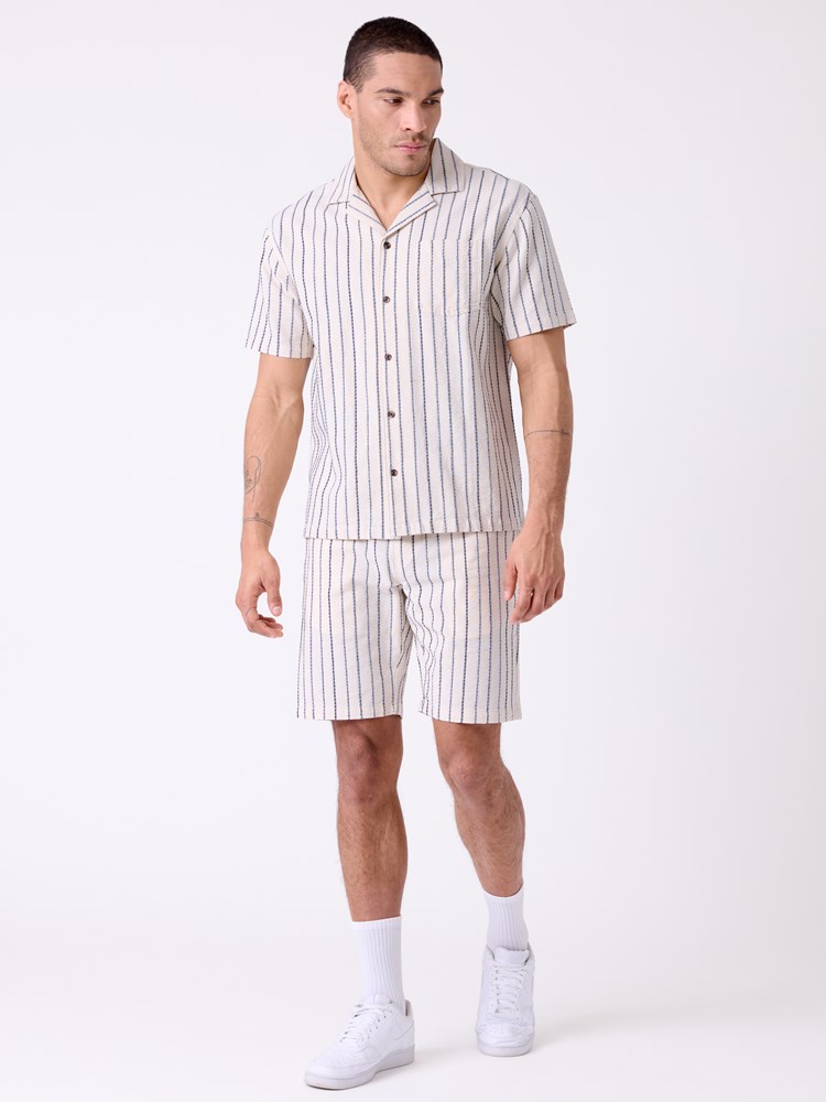 Relax Shorts 7514979_O63-HENRYCHOICE-H26-Modell-Front_chn=decades_3891_Relax Shorts O63.jpg_Front||Front