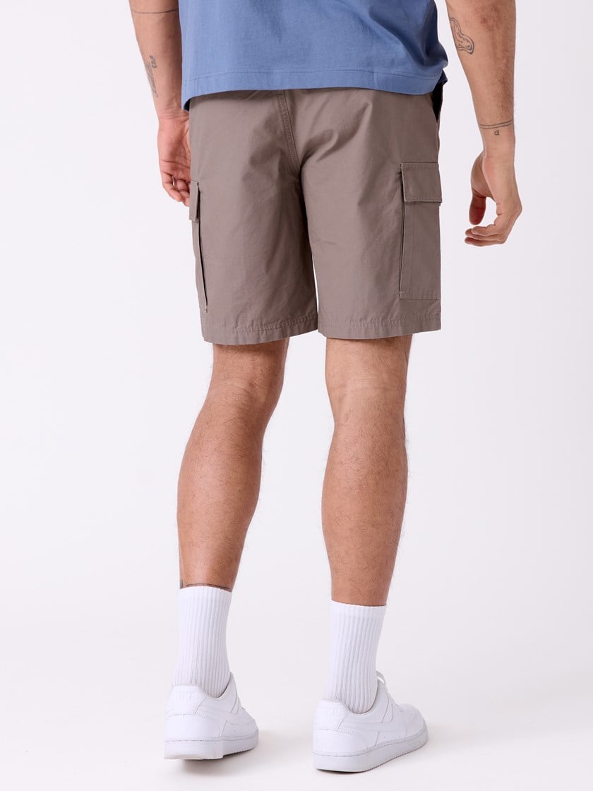 7515015 AFQ 7515015_AFQ-WOSNOTWOS-H26-Modell-Front_chn=decades_2768_Ripstop Cargo shorts AFQ.jpg_Front||Front