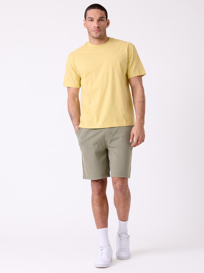 7515017 GTE 7515017_GTE-WOSNOTWOS-H26-Modell-Front_chn=decades_1019_Wayne shorts GTE.jpg_Front||Front