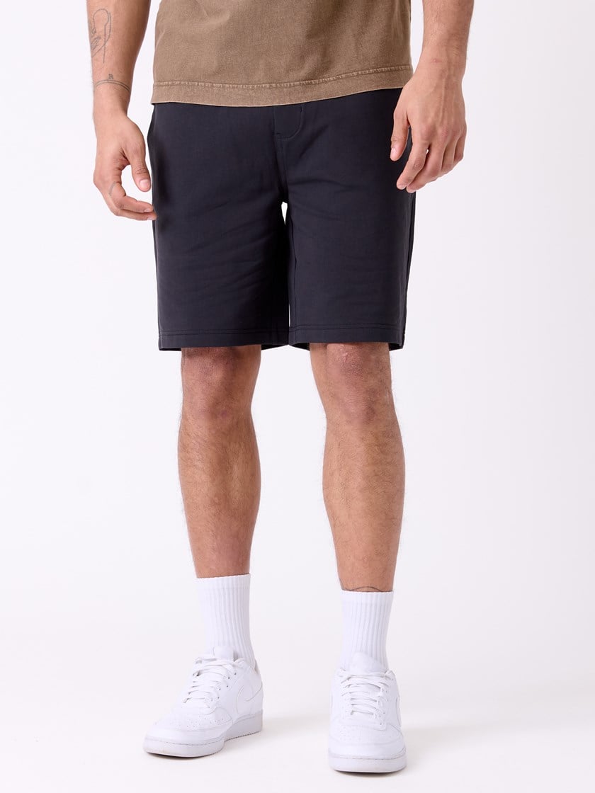 7515018 C18 7515018_C18-WOSNOTWOS-H26-Modell-Front_chn=decades_2782_Mjuk shorts C18.jpg_Front||Front