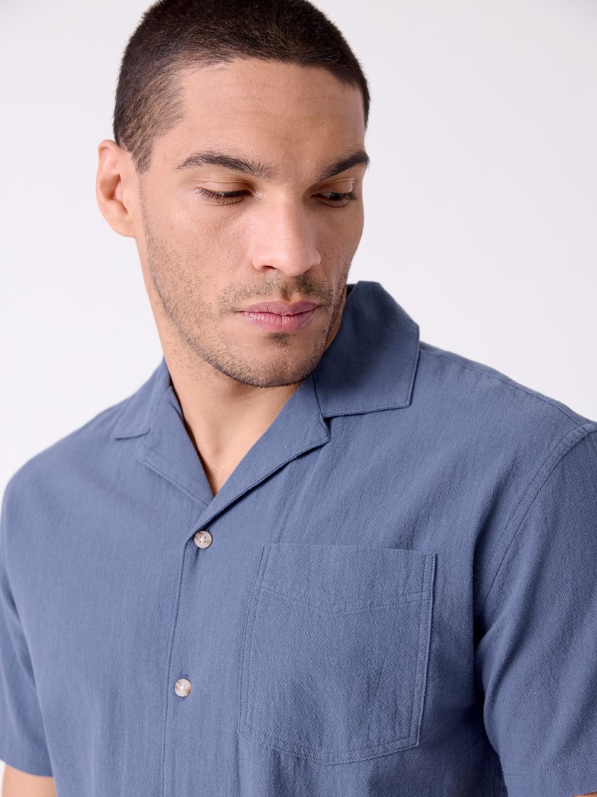 7515099 EPF 7515099_EPF-HENRYCHOICE-H26-Modell-Front_chn=decades_9971_Breeze Shirt EPF.jpg_Front||Front