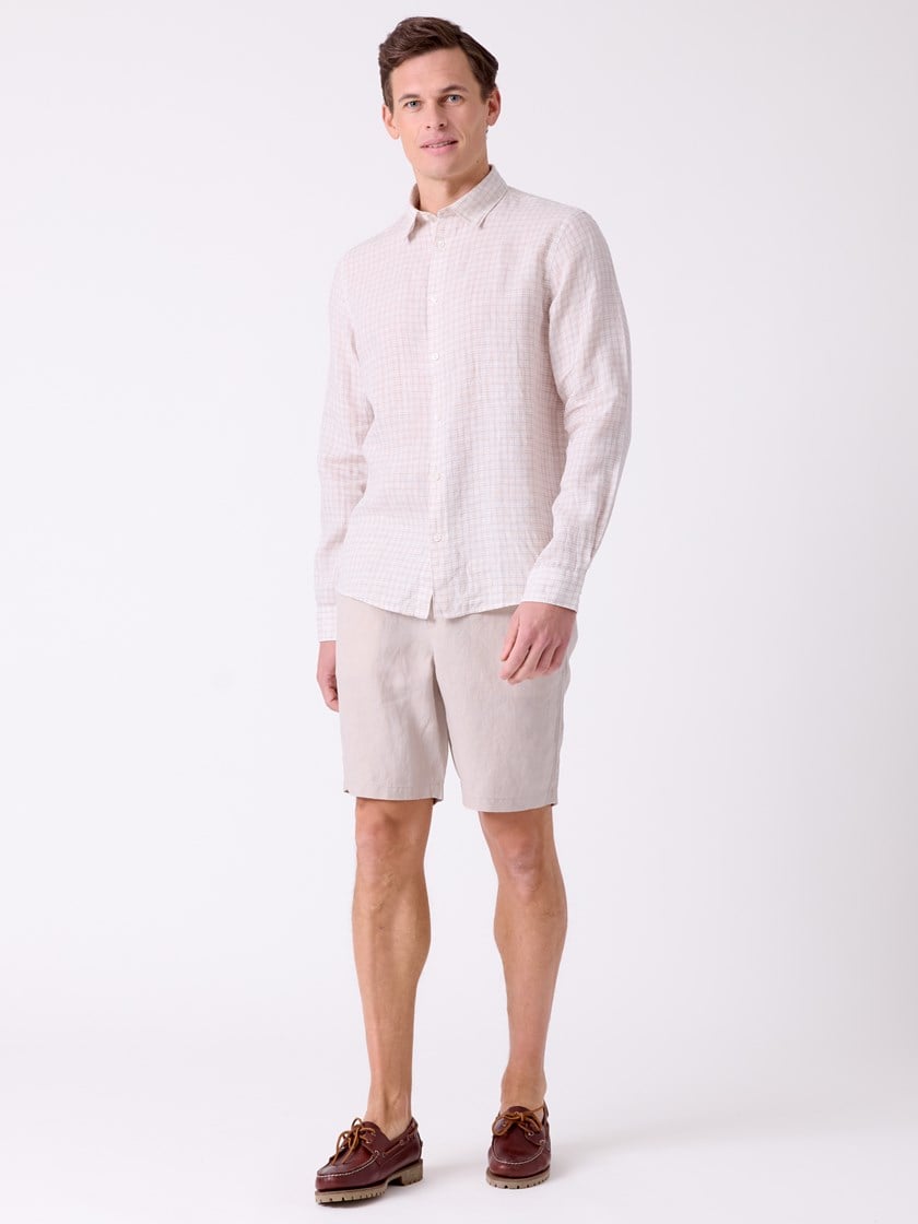 7515141 I4I 7515141_I4I-MRCAPUCHIN-H26-Modell-Front_chn=decades_7485_Akau rutete linskjorte I4I.jpg_Front||Front