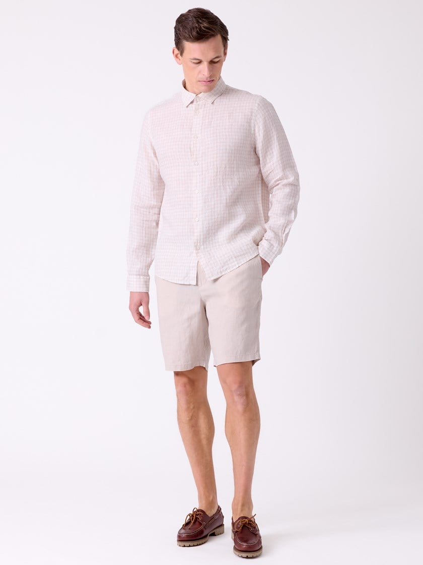 7515235 I4I 7515235_I4I-MRCAPUCHIN-H26-Modell-Front_chn=decades_4590_Alex linshorts I4I.jpg_Front||Front