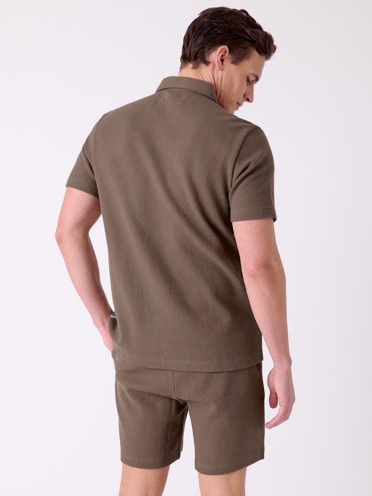 Isak skjorte 7515240_AII-MRCAPUCHIN-H26-Modell-Front_chn=decades_2082_Isak skjorte AII.jpg_Front