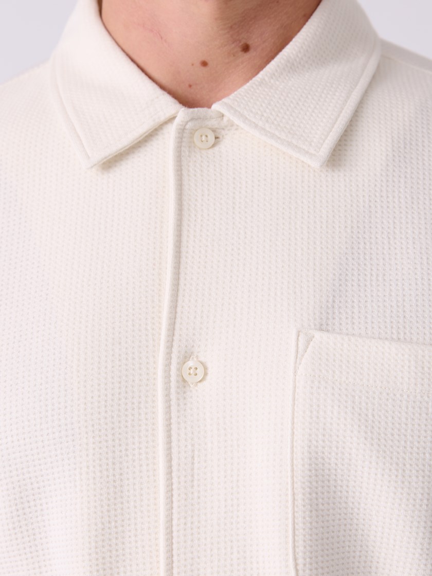 7515240 O61 7515240_O61-MRCAPUCHIN-H26-Modell-Front_chn=decades_3858_Isak skjorte O61.jpg_Front