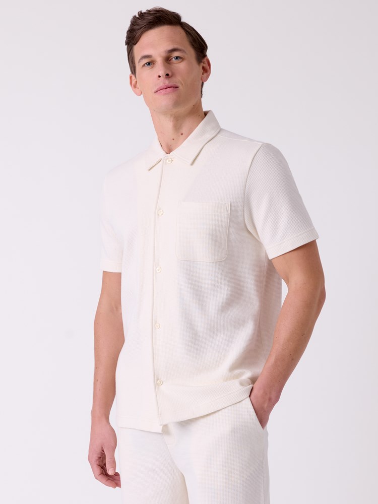 Isak skjorte 7515240_O61-MRCAPUCHIN-H26-Modell-Front_chn=decades_8020_Isak skjorte O61_Isak skjorte O61 7515240.jpg_Front||Front