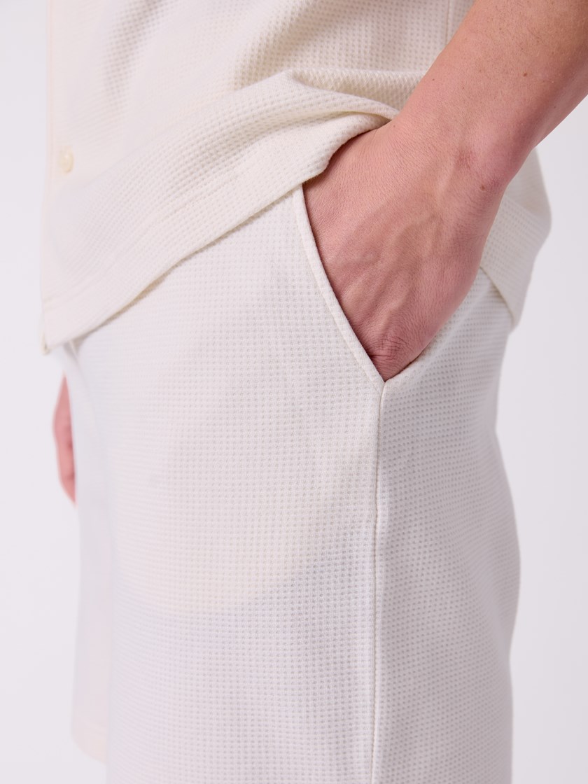 7515242 O61 7515242_O61-MRCAPUCHIN-H26-Modell-Front_chn=decades_2592.jpg_Front||Front